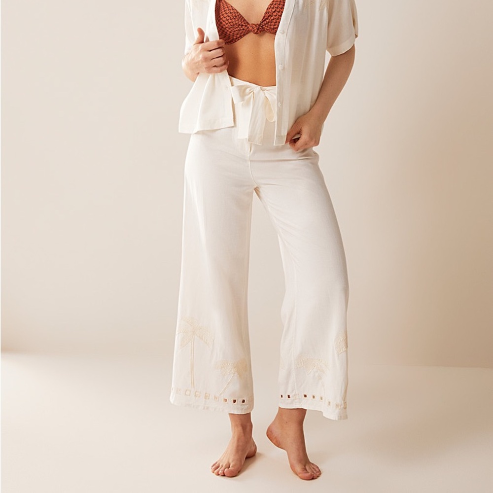 RipCurl Linen Pants with Embroidered Leg